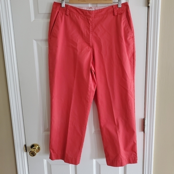 Liz Claiborne Liz Sport Women's Wrinkle Free Capri Pants - Size 12 in Pink - Picture 1 of 5